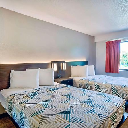 Motel 6-Warren, Mi - Detroit East ภายนอก รูปภาพ