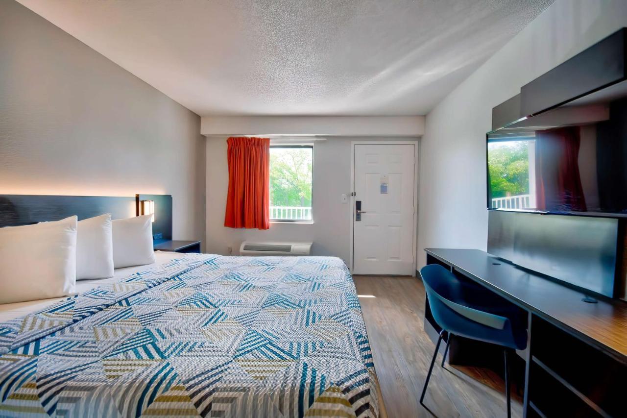 Motel 6-Warren, Mi - Detroit East ภายนอก รูปภาพ